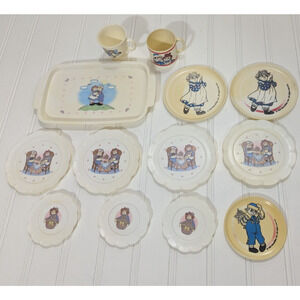 VTG 1986 & 1989 Raggedy Ann & Andy Tea Set plastic Plate & Cup Doll Play Pretend